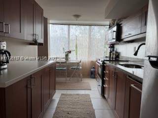 250 180th Dr 455, Sunny Isles Beach FL - photo 9 of 24
