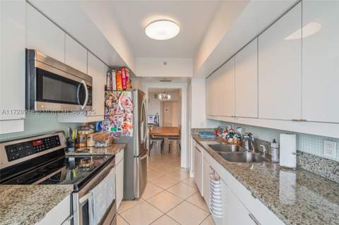 21205 Yacht Club Dr 805, Aventura FL - photo 10 of 32