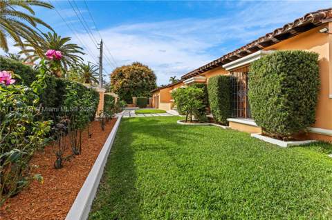 1181 S Alhambra Cir, Coral Gables FL - photo 10 of 51