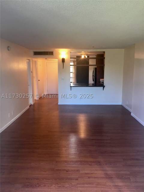 3101 N Country Club Drive 306, Aventura FL - photo 15 of 30