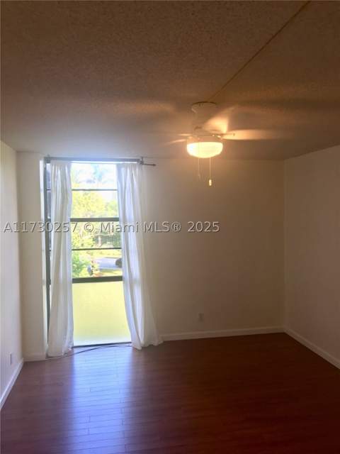 3101 N Country Club Drive 306, Aventura FL - photo 23 of 30
