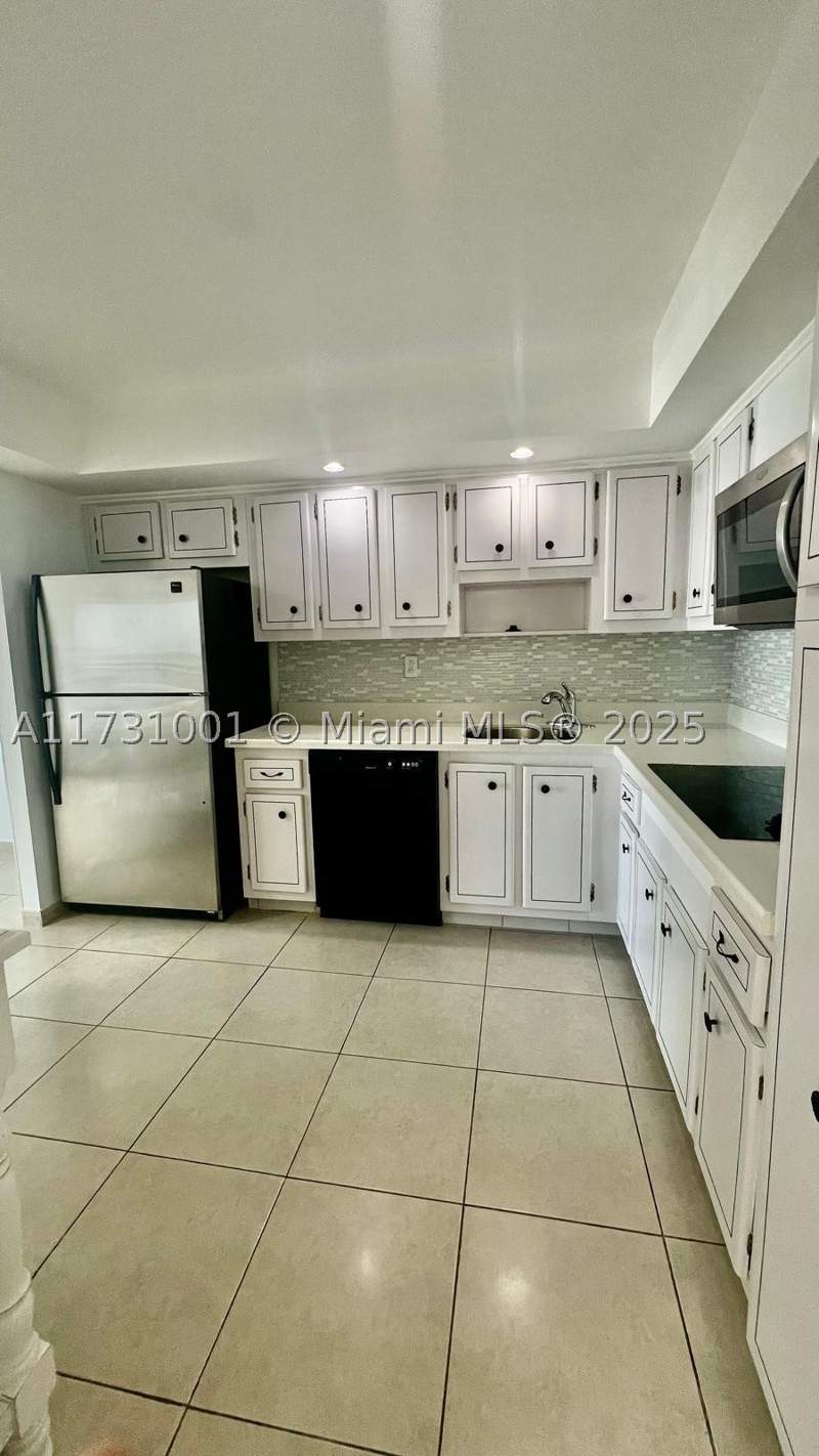 1 bedroom Condominium at 18031 Biscayne Blvd 1103, Del Prado Marina, Aventura — photo 3