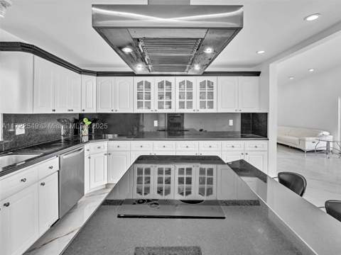 12904 Banyan Rd, North Miami FL - photo 7 of 87