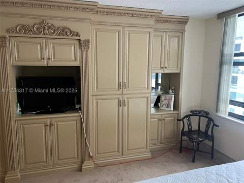 9801 Collins Ave 17J, Bal Harbour FL - photo 6 of 34