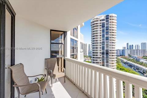 1000 Island Blvd 2003, Aventura FL - photo 23 of 36