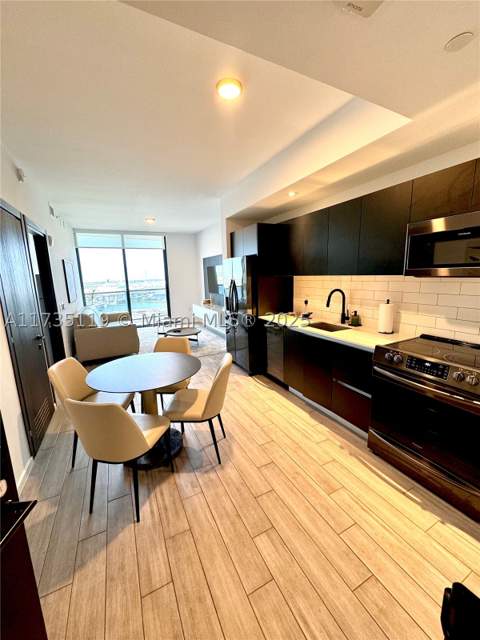 398 NE 5th St 1510, Miami FL - photo 16 of 36