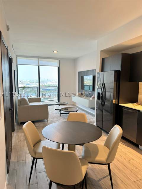 398 NE 5th St 1510, Miami FL - photo 18 of 36