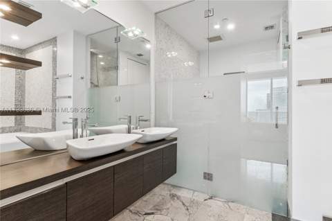 200 Biscayne Boulevard Way 4912, Miami FL - photo 15 of 27