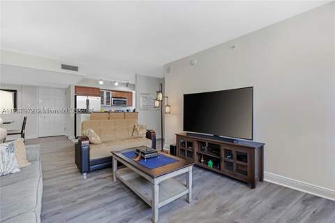 3232 SW 22nd Ter 301, Miami FL - photo 6 of 34