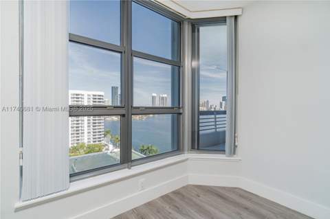 3530 Mystic Pointe Dr 1513, Aventura FL - photo 10 of 32