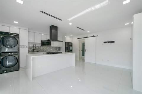 2700 NE 135th St 32, North Miami FL - photo 11 of 40
