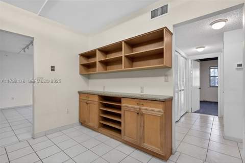 481 Ives Dairy Rd 105-4, Miami FL - photo 11 of 37