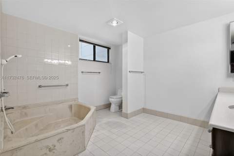 481 Ives Dairy Rd 105-4, Miami FL - photo 17 of 37