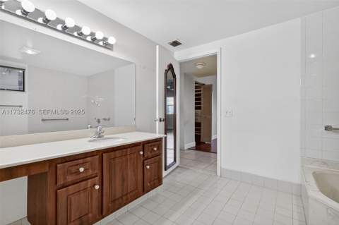 481 Ives Dairy Rd 105-4, Miami FL - photo 20 of 37