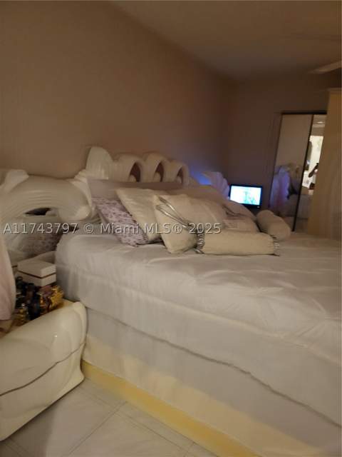 6771 NW 199th Ter, Hialeah FL - photo 23 of 43