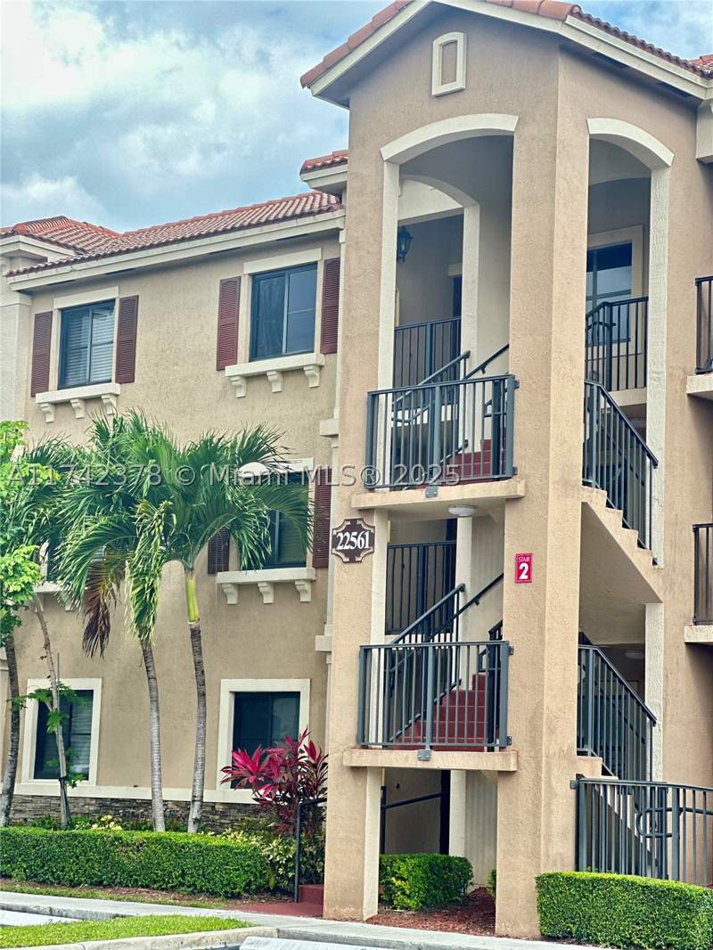 3 bedroom Condominium at 22441 SW 88th Pl 301-5, The Courts At Bayshore II, Cutler Bay — photo 5