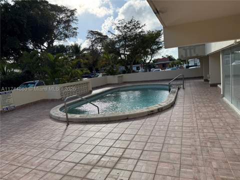 1225 NE 124th St 33A, North Miami FL - photo 12 of 37