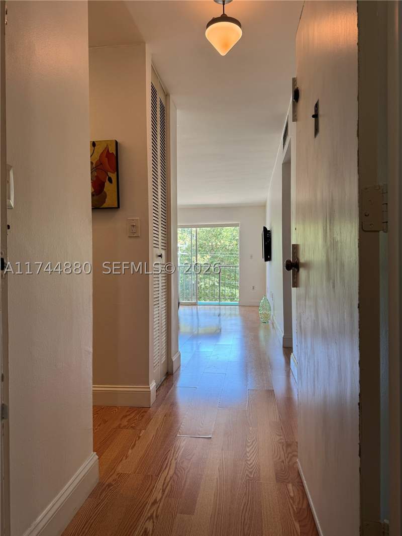 1 bedroom Condominium at 1225 NE 124th St 33A, Windward Condo, North Miami — photo 5