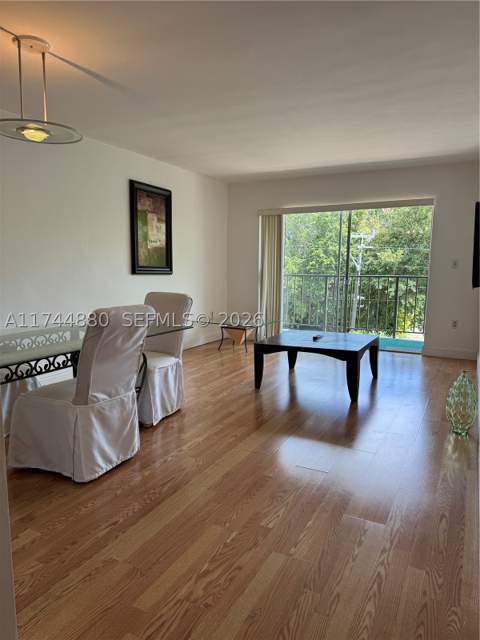 1225 NE 124th St 33A, North Miami FL - photo 6 of 37