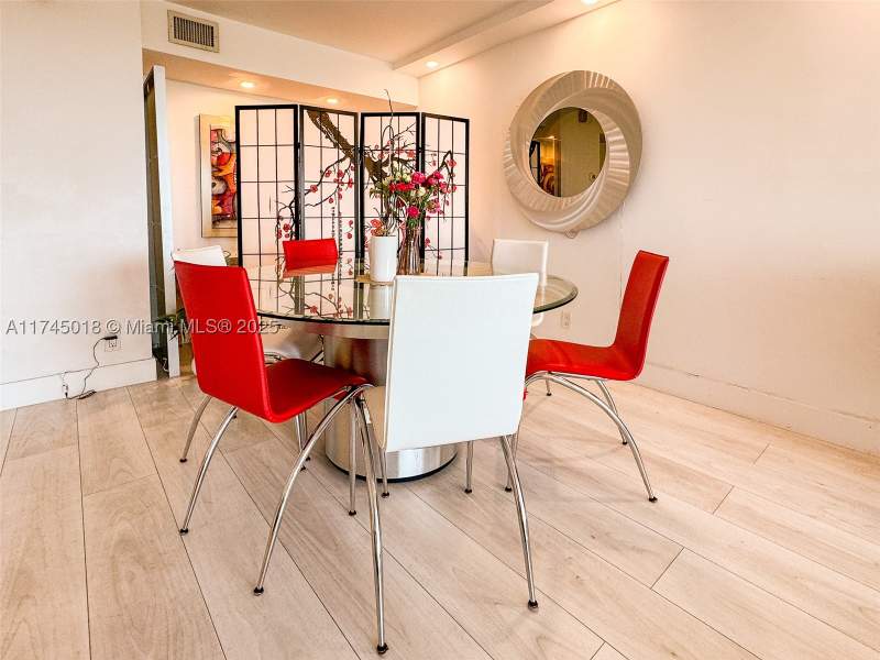 2 bedroom Condominium at 100 Bayview Dr 721, Arlen House East Condo, Sunny Isles Beach — photo 2