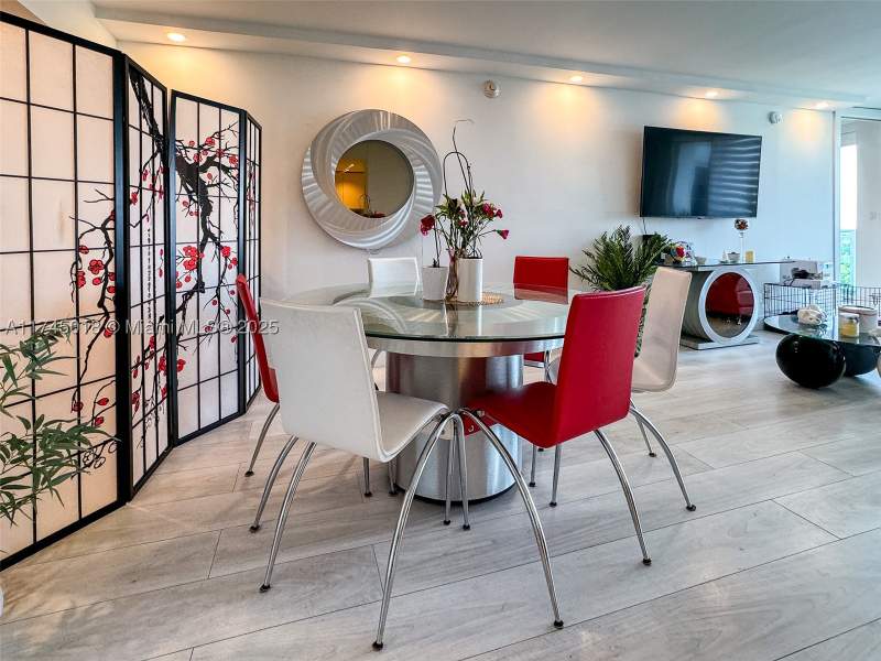 2 bedroom Condominium at 100 Bayview Dr 721, Arlen House East Condo, Sunny Isles Beach — photo 3