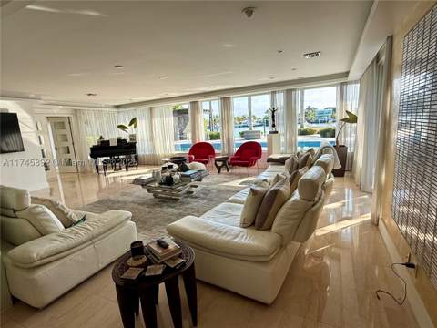 1670 Daytonia Rd, Miami Beach FL - photo 11 of 24