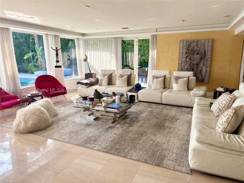 4 bedroom SingleFamilyResidence at 1670 Daytonia Rd, Biscayne Point, Miami Beach — photo 4