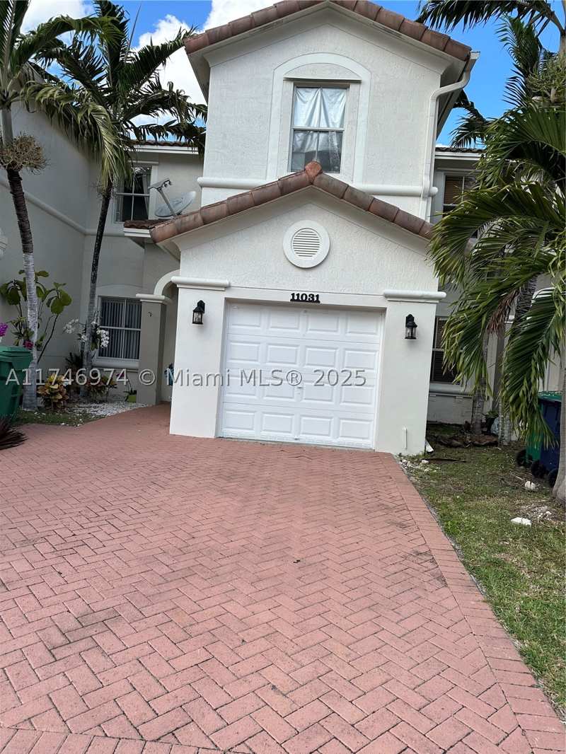 3 bedroom Townhouse at 11031 SW 246th St 0, Villas Del Campo Sub, Homestead — photo 1