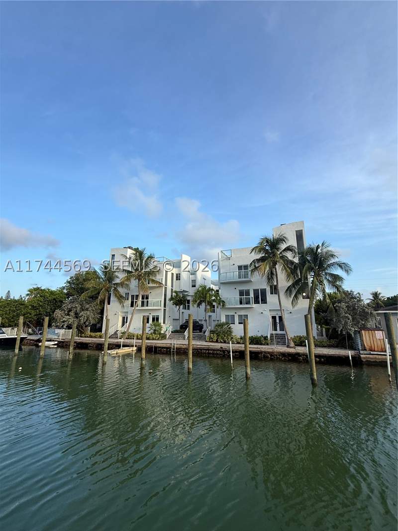 3 bedroom Townhouse at 1985 Calais 3, Normandy Waterway Sub, Miami Beach — photo 3