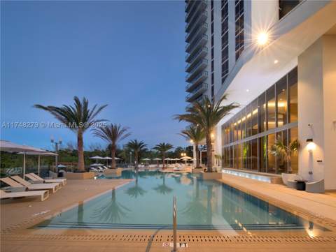 16385 Biscayne Blvd 1221, North Miami Beach FL - photo 13 of 50