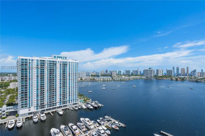 2 bedroom Condominium at 17111 Biscayne Blvd 2001, Marina Palms Residences S, North Miami Beach — photo 3