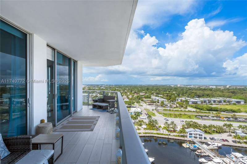 2 bedroom Condominium at 17111 Biscayne Blvd 2001, Marina Palms Residences S, North Miami Beach — photo 5