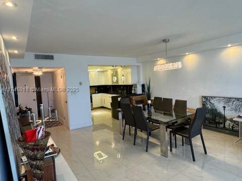 5401 Collins Ave 628, Miami Beach FL - photo 23 of 39