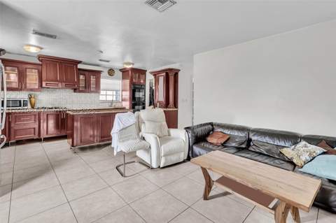 2631 NE 214th St, Miami FL - photo 17 of 43