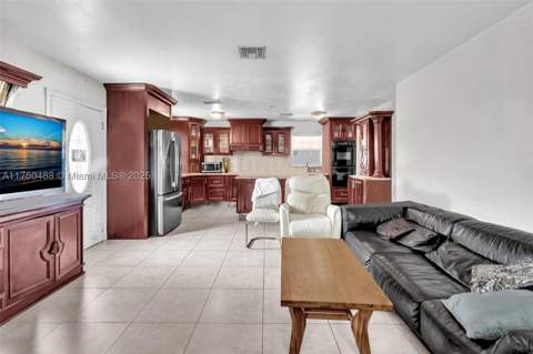 2631 NE 214th St, Miami FL - photo 21 of 43