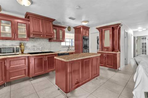 2631 NE 214th St, Miami FL - photo 22 of 43