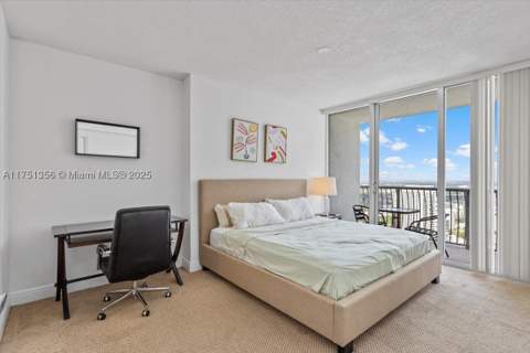 1750 N Bayshore Dr 4809, Miami FL - photo 10 of 28