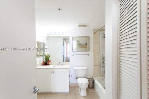 1750 N Bayshore Dr 4809, Miami FL - photo 15 of 28