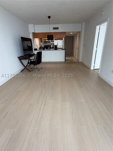 1750 N Bayshore Dr 4809, Miami FL - photo 21 of 28