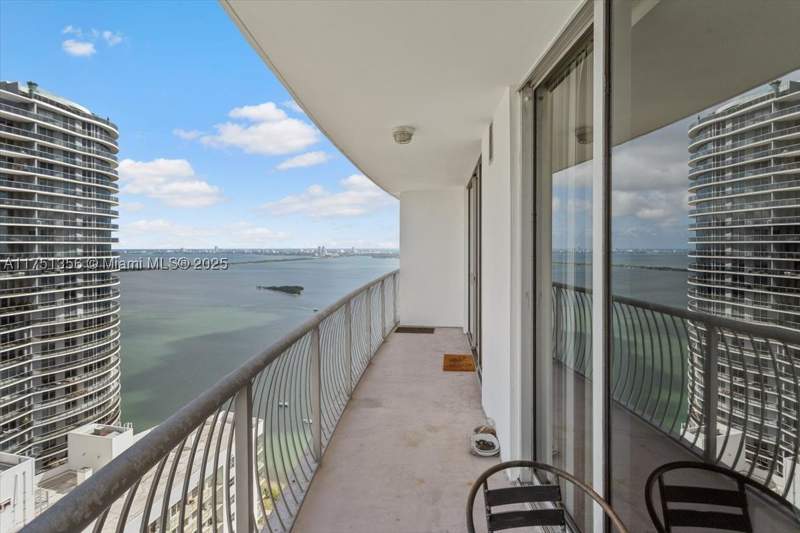 1 bedroom Condominium at 1750 N Bayshore Dr 4809, Opera Tower Condo, Miami — photo 5