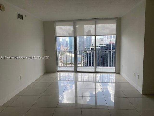 1 bedroom Condominium at 1750 N Bayshore Dr 3112, Opera Tower Condo, Miami — photo 2