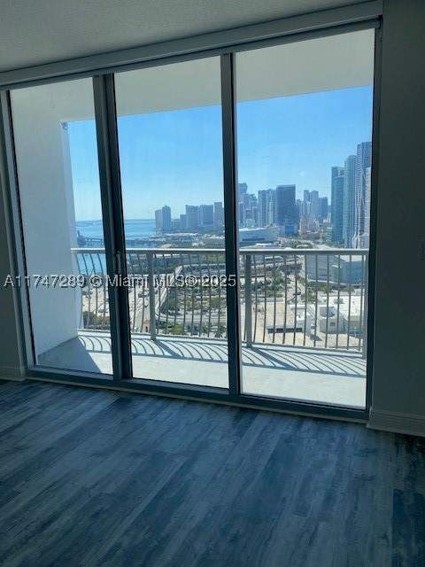 1750 N Bayshore Dr 3112, Miami FL - photo 9 of 11