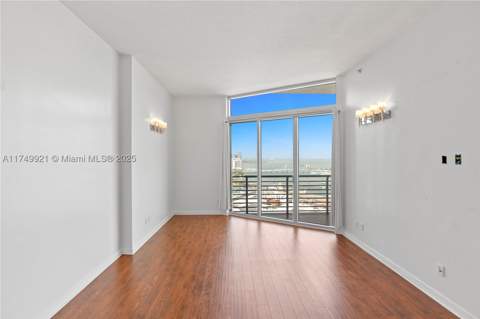 335 S Biscayne Blvd Uph02, Miami FL - photo 11 of 59