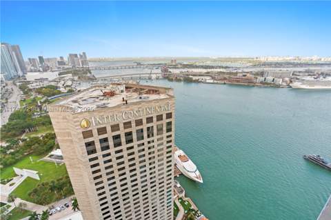 335 S Biscayne Blvd Uph02, Miami FL - photo 12 of 59