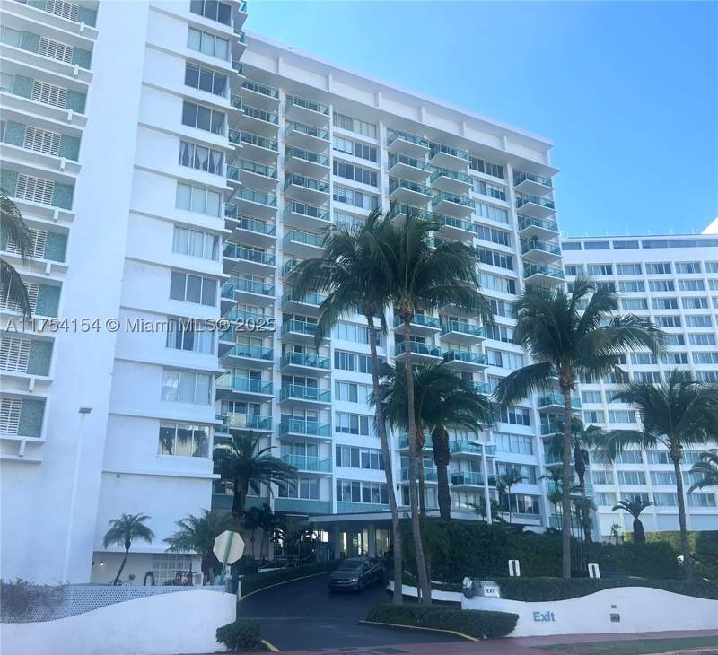 1 bedroom Condominium at 1000 West Ave 908, Mirador 1000 Condo, Miami Beach — photo 2