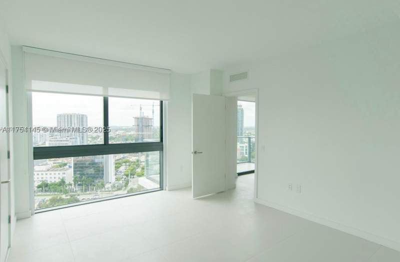 2 bedroom Condominium at 501 NE 31st St 2009, Paraiso Bayviews Condo, Miami — photo 5