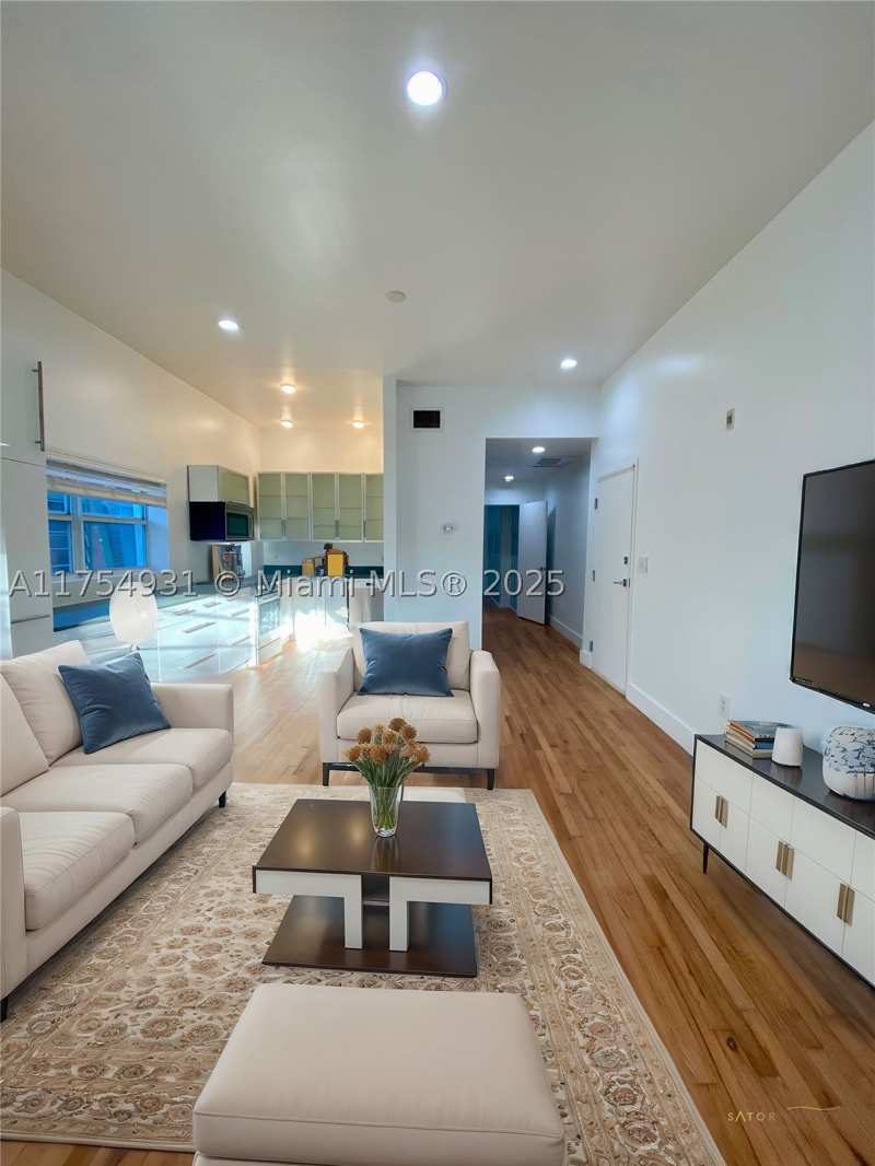 1 bedroom Condominium at 929 Michigan Ave 5, 929 On Michigan Condo, Miami Beach — photo 1