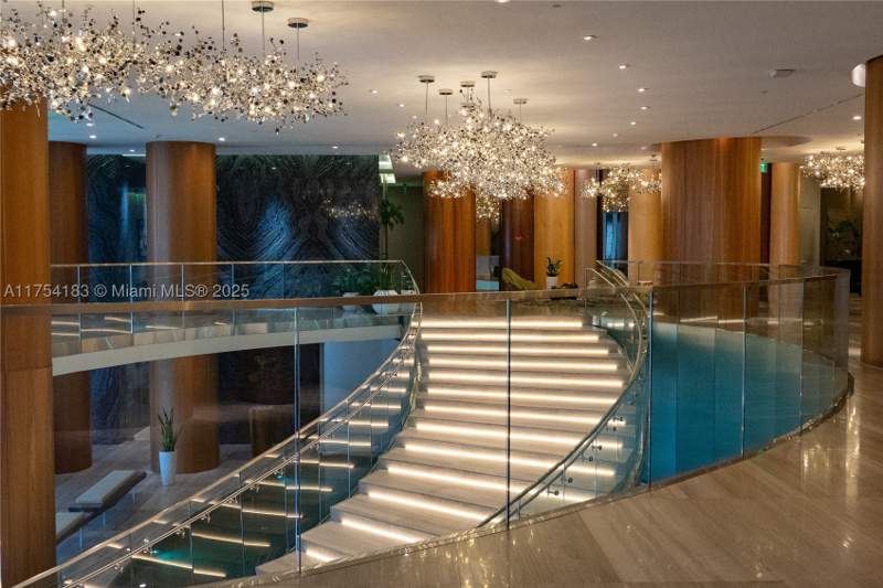 2 bedroom Condominium at 488 NE 18 St 1809, Aria On The Bay Condo, Miami — photo 3