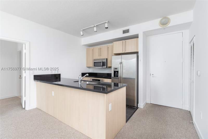 2 bedroom Condominium at 1111 SW 1st Ave 2423-N, The Axis On Brickell II C, Miami — photo 3