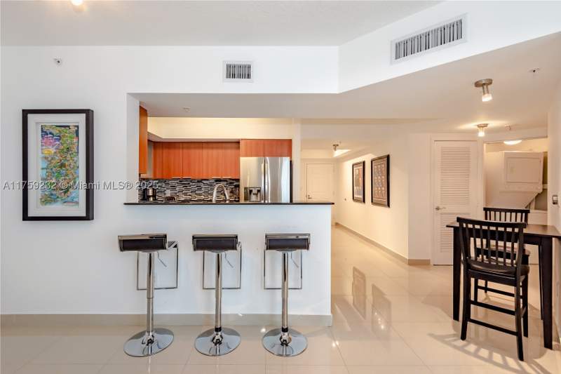 2 bedroom Condominium at 16699 Collins Ave 1809, La Perla Condo, Sunny Isles Beach — photo 5